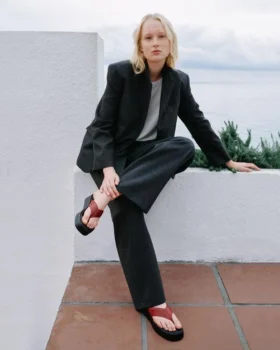 Danya-sandaler