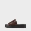 Danya-sandaler