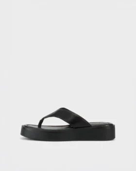 Danya-sandaler