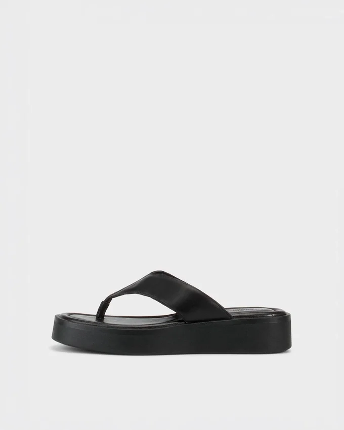 Danya-sandaler