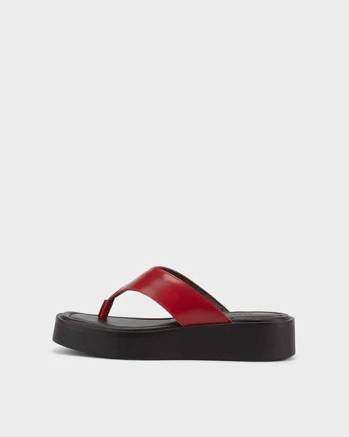 Danya-sandaler