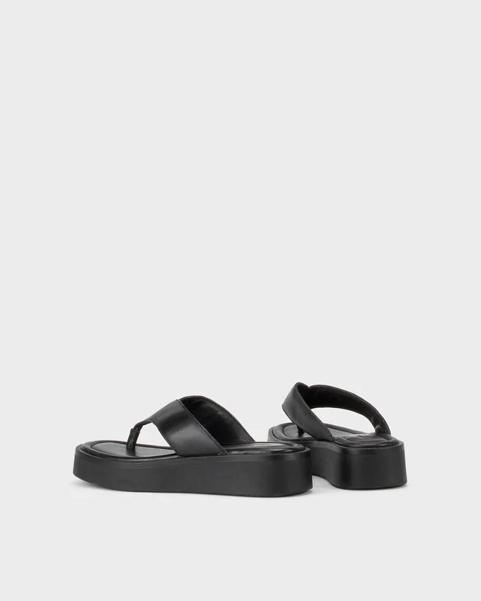 Danya-sandaler