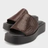 Danya-sandaler
