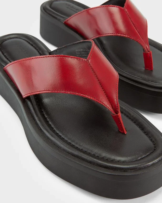 Danya-sandaler