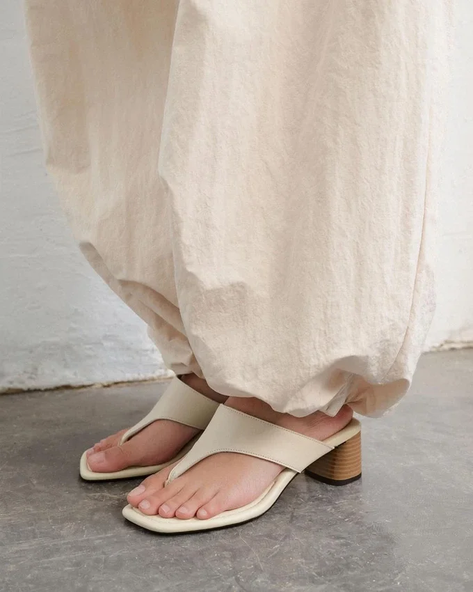 Evie-høyhælte sandaler