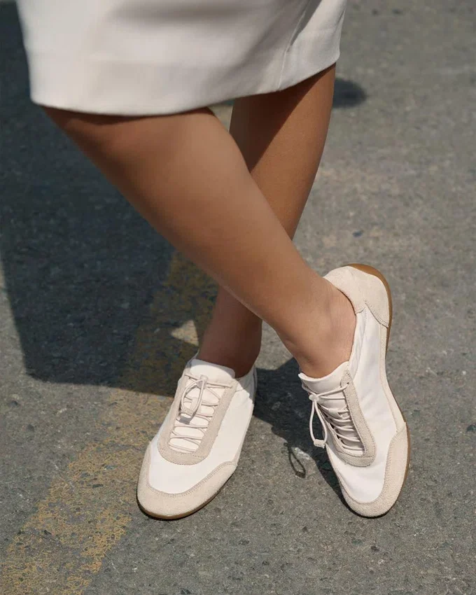 Hollie-Sneakers