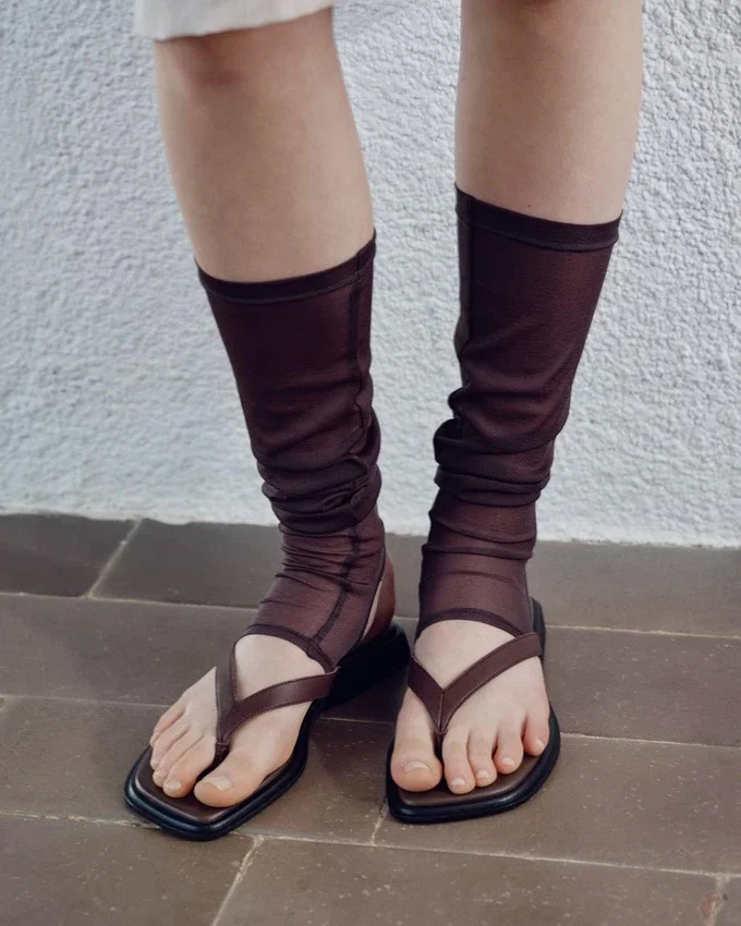 Izzy-sandaler