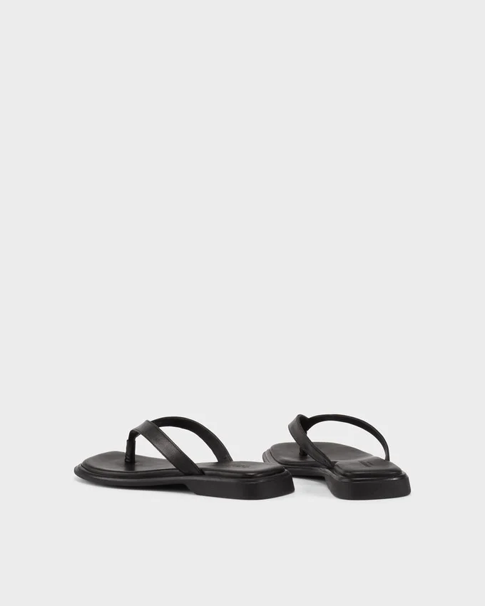 Izzy-sandaler