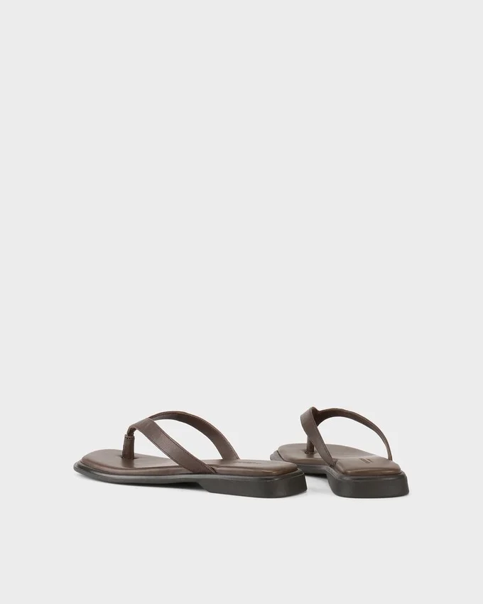 Izzy-sandaler