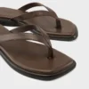 Izzy-sandaler